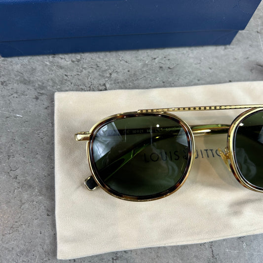 Women Gold/Tortoise Sunglasses