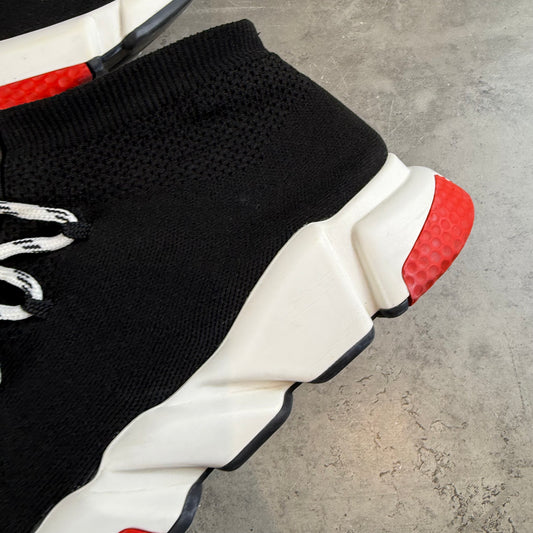 Black/White Speed Lace Runner