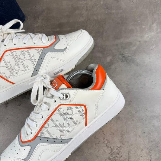 White/Orange B27 Sneaked