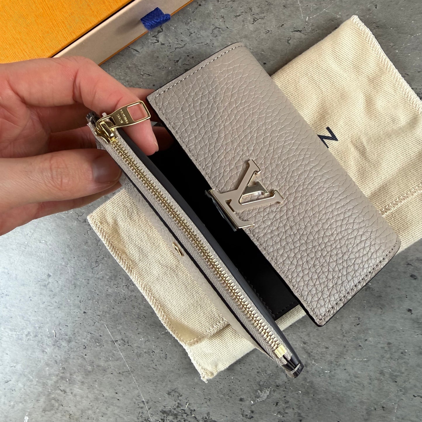 Capuncies Compact Purse