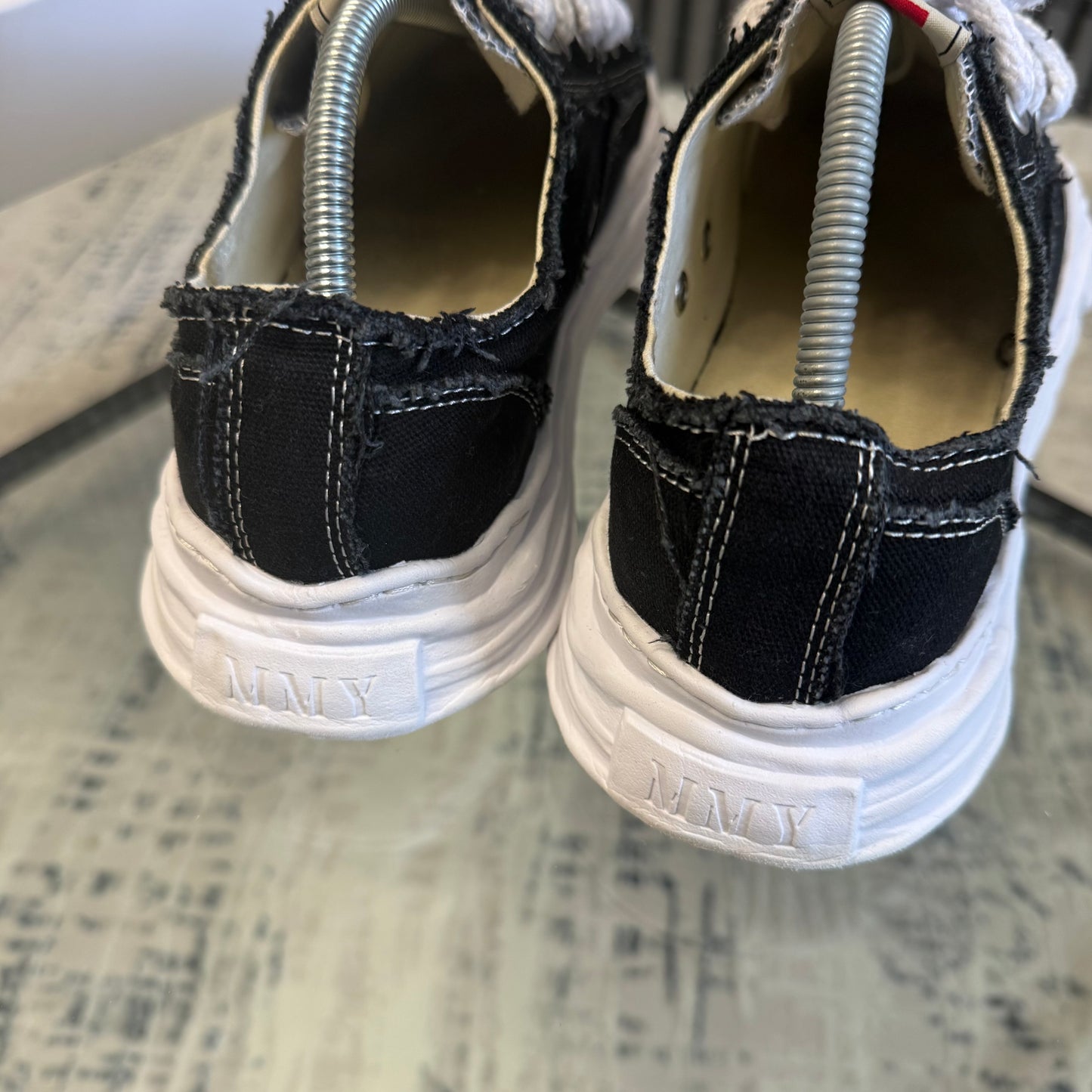 Maison Black/White Sneaker