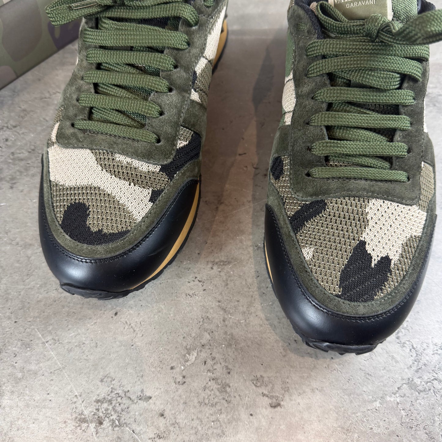 Olive Mesh RockRunner