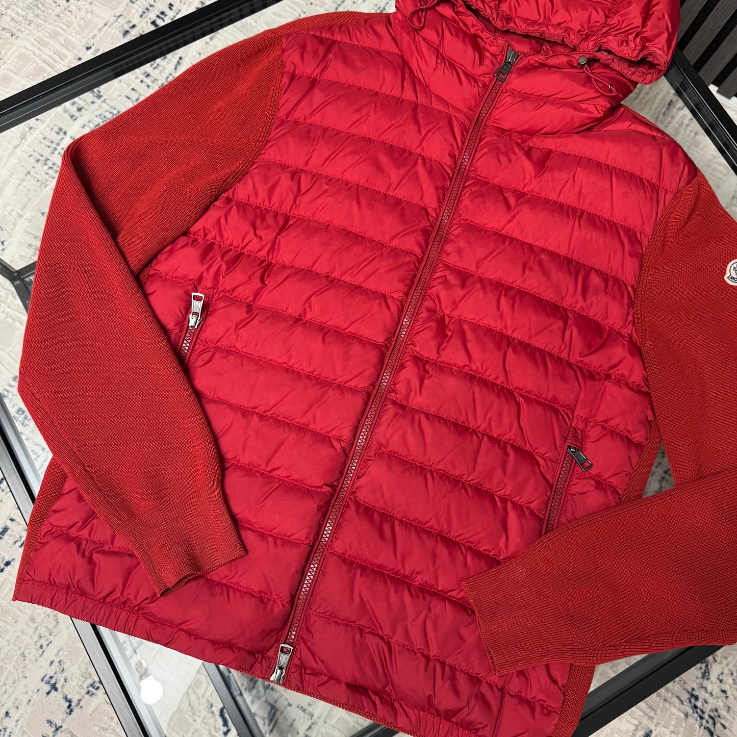 Red Tricot