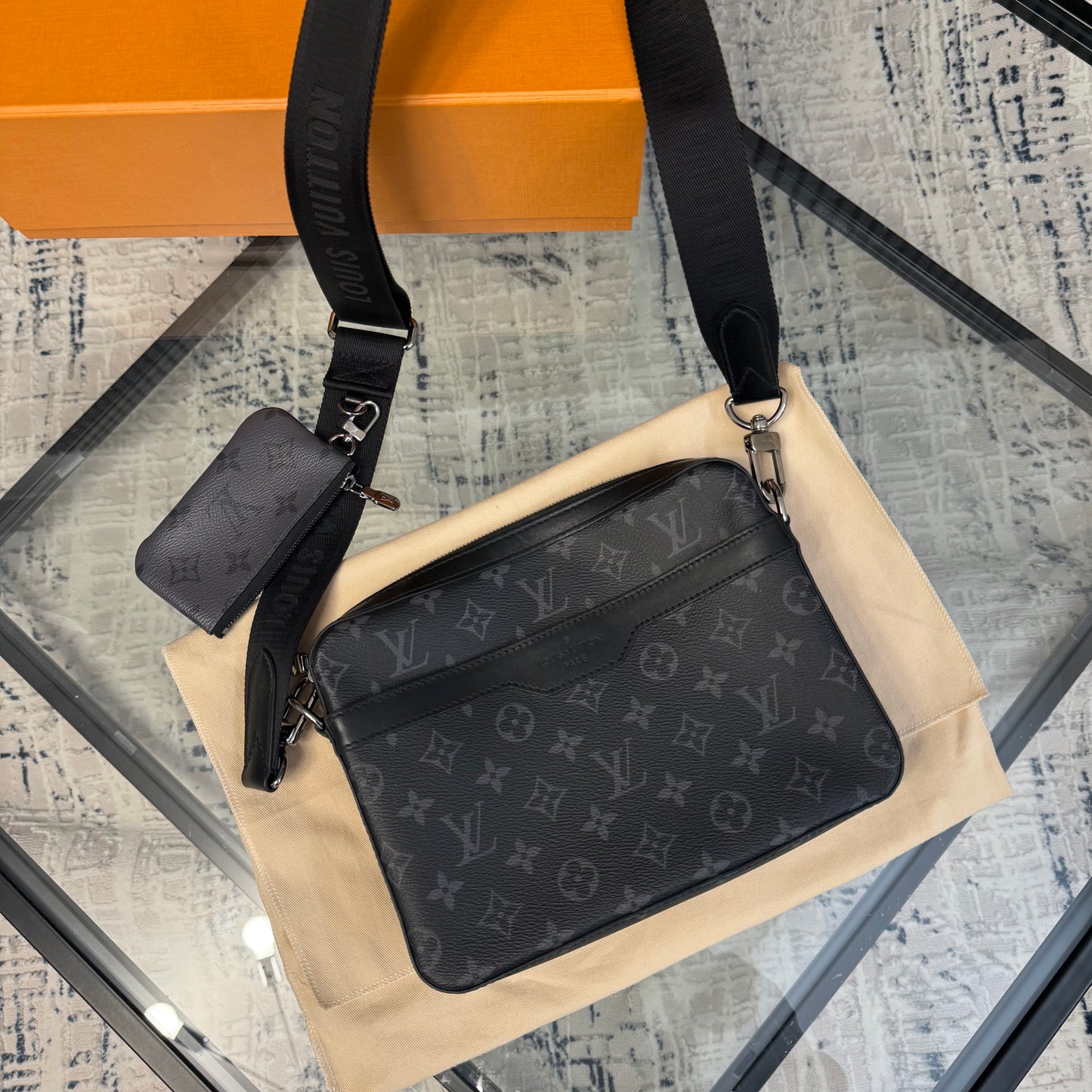 Trio Messenger