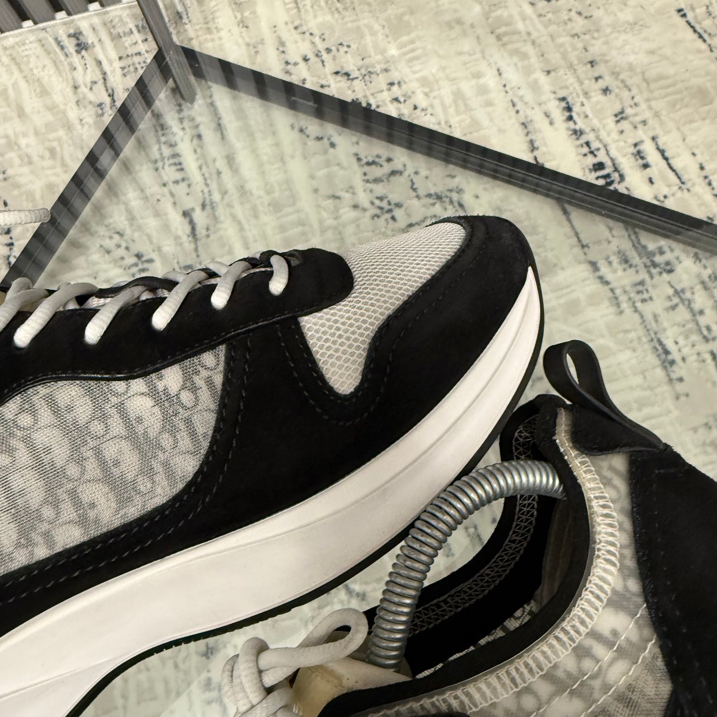 Suede B25
