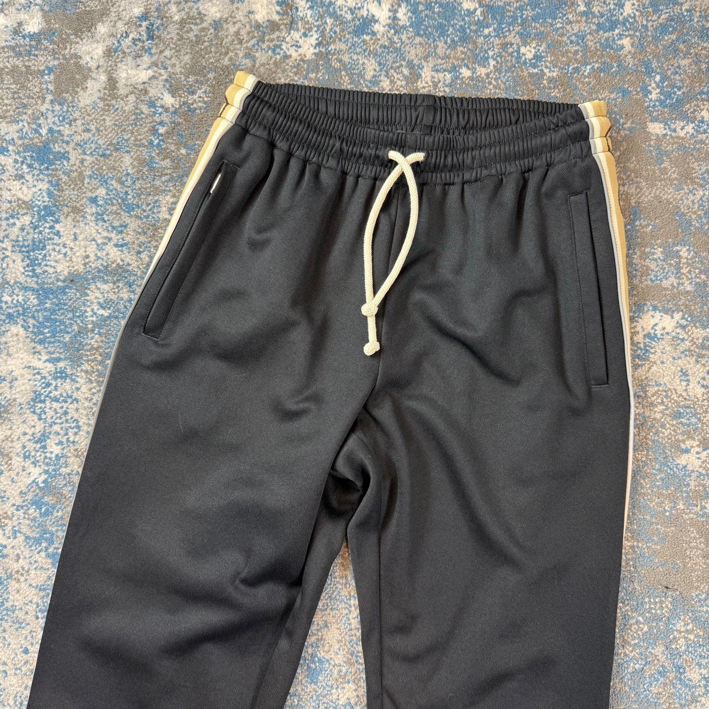 GG Interlocking Bottoms