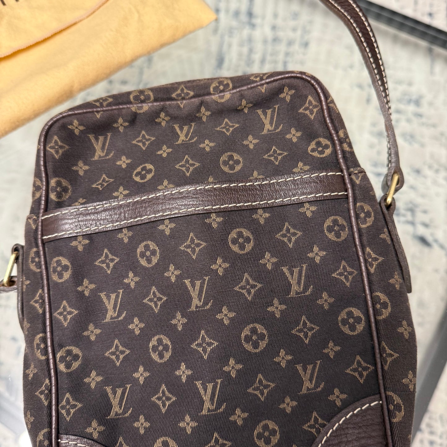 Vintage 2006 Women’s Side Bag