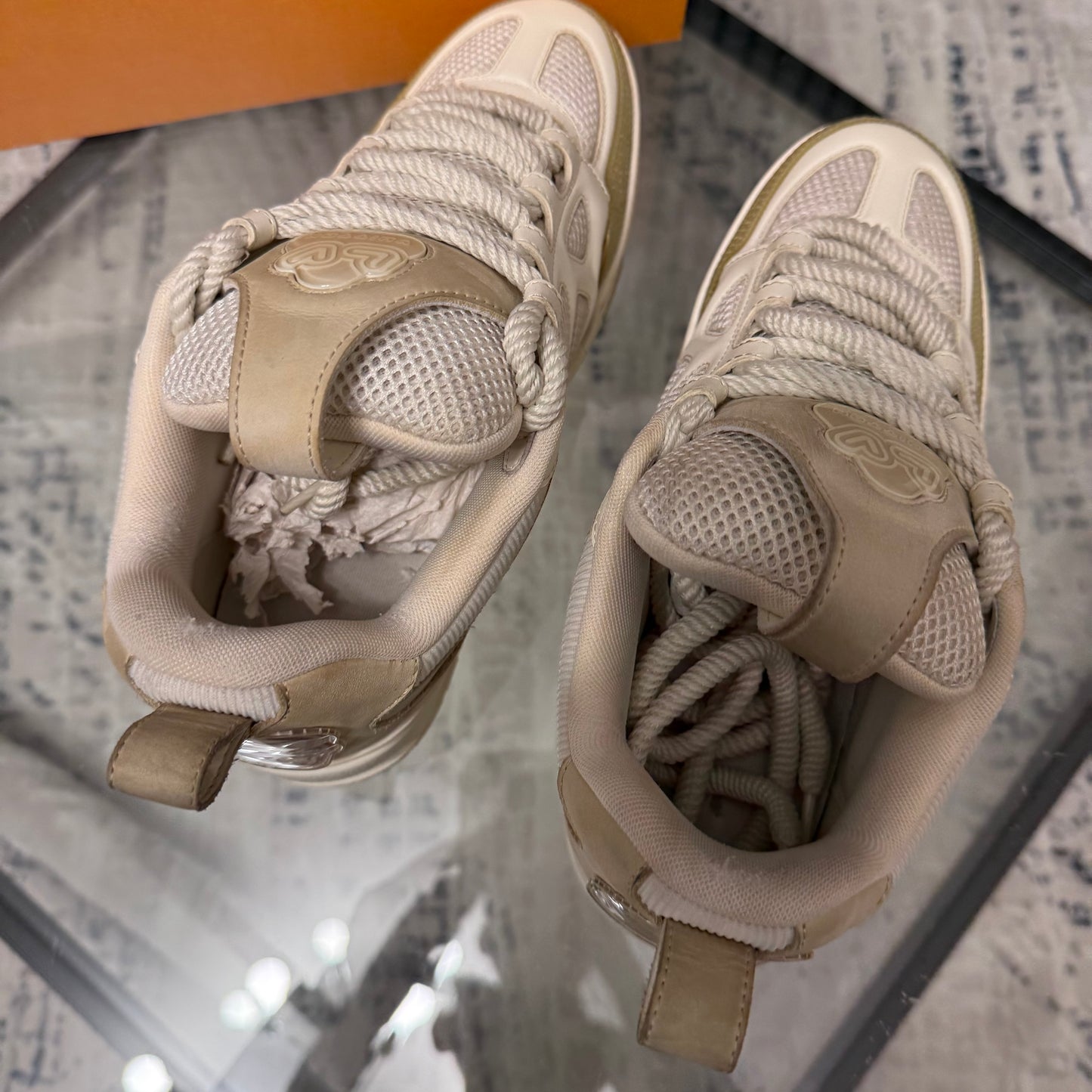 Beige Skate