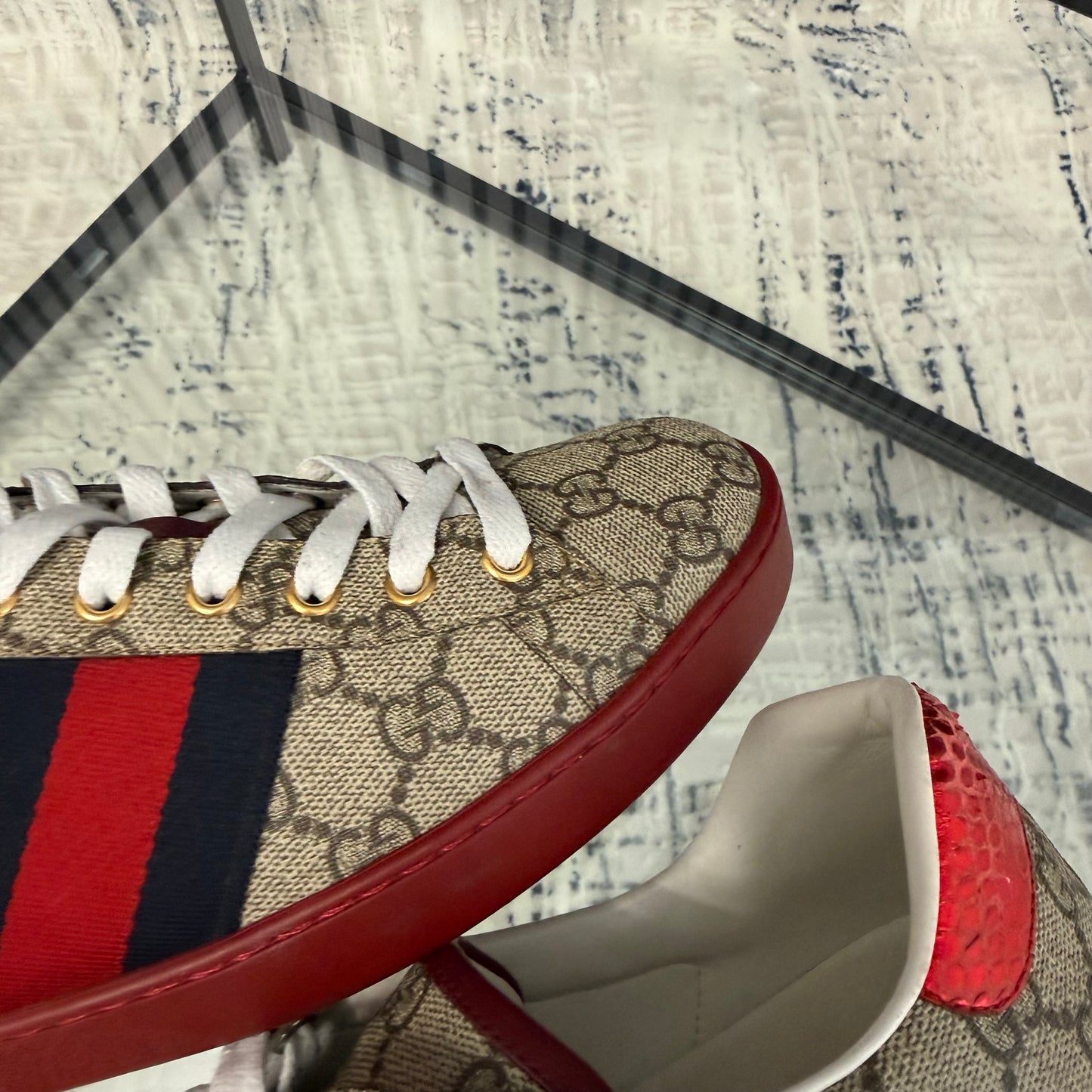 GG Beige/Red Sneaker