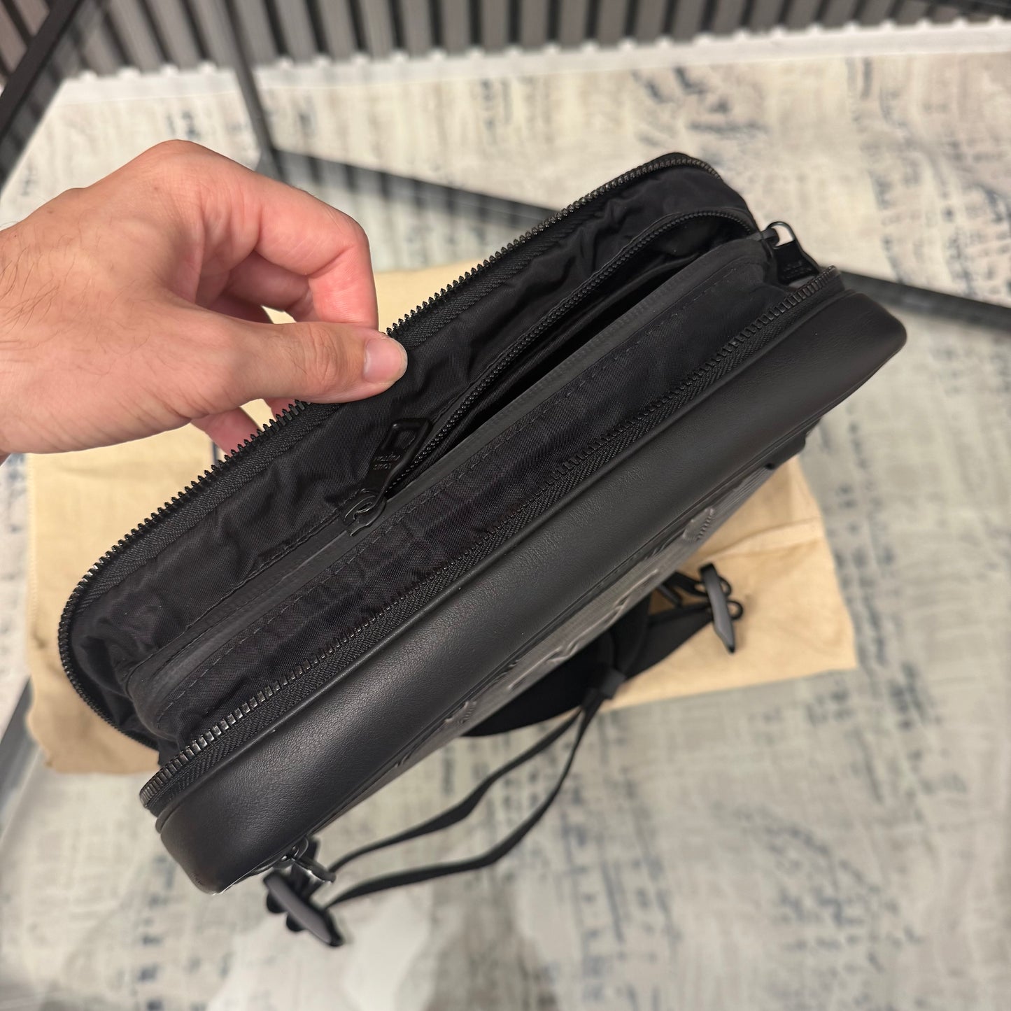 Expandable 3D Messenger