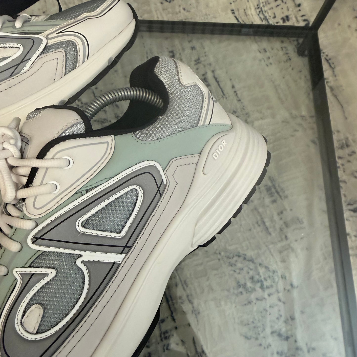 Green/White B30