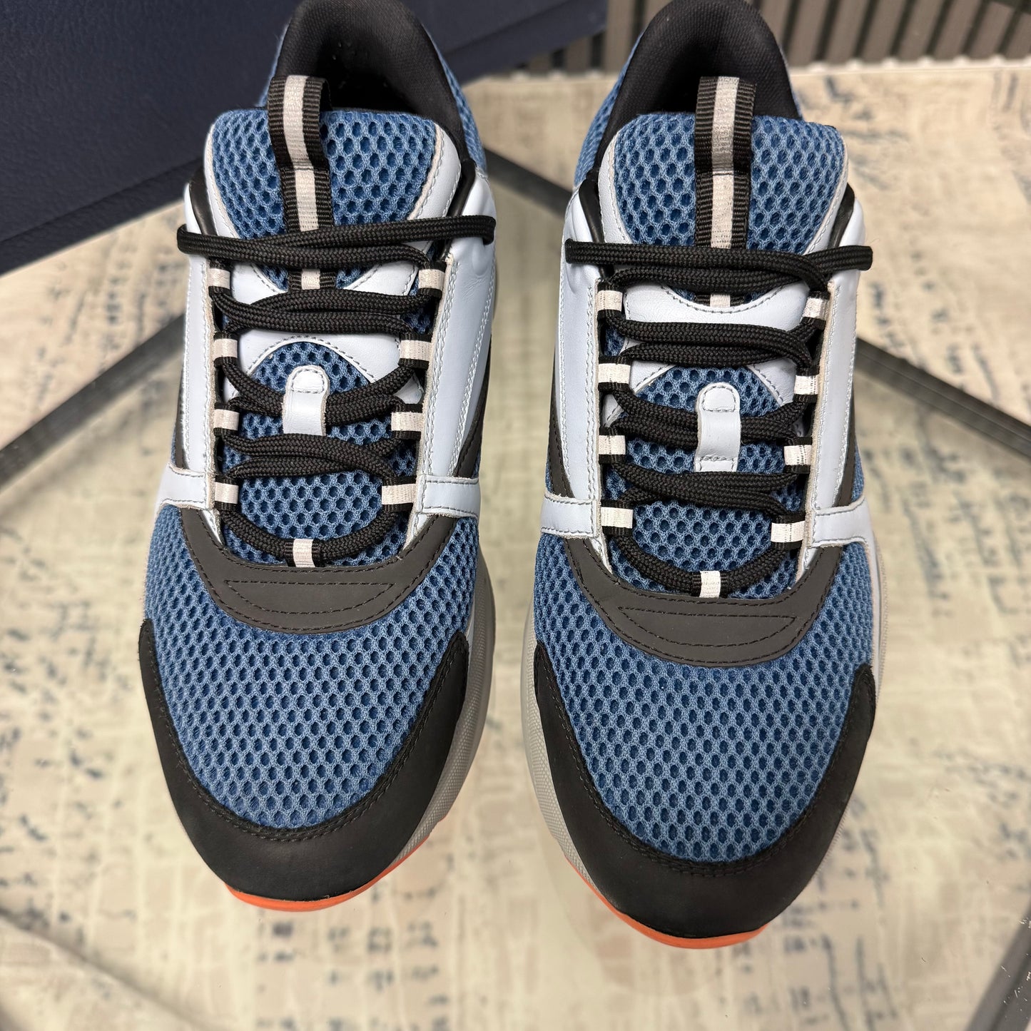 Blue/Orange B22