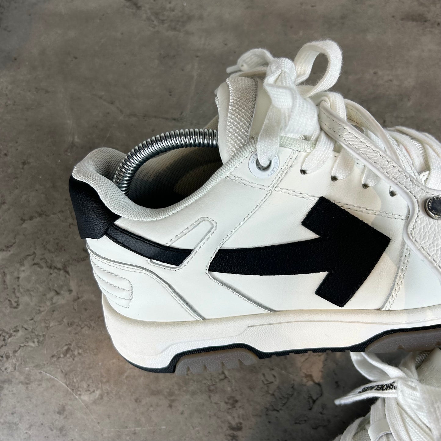 OW Black/White Sneaker