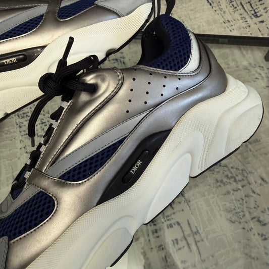 Silver/Navy B22