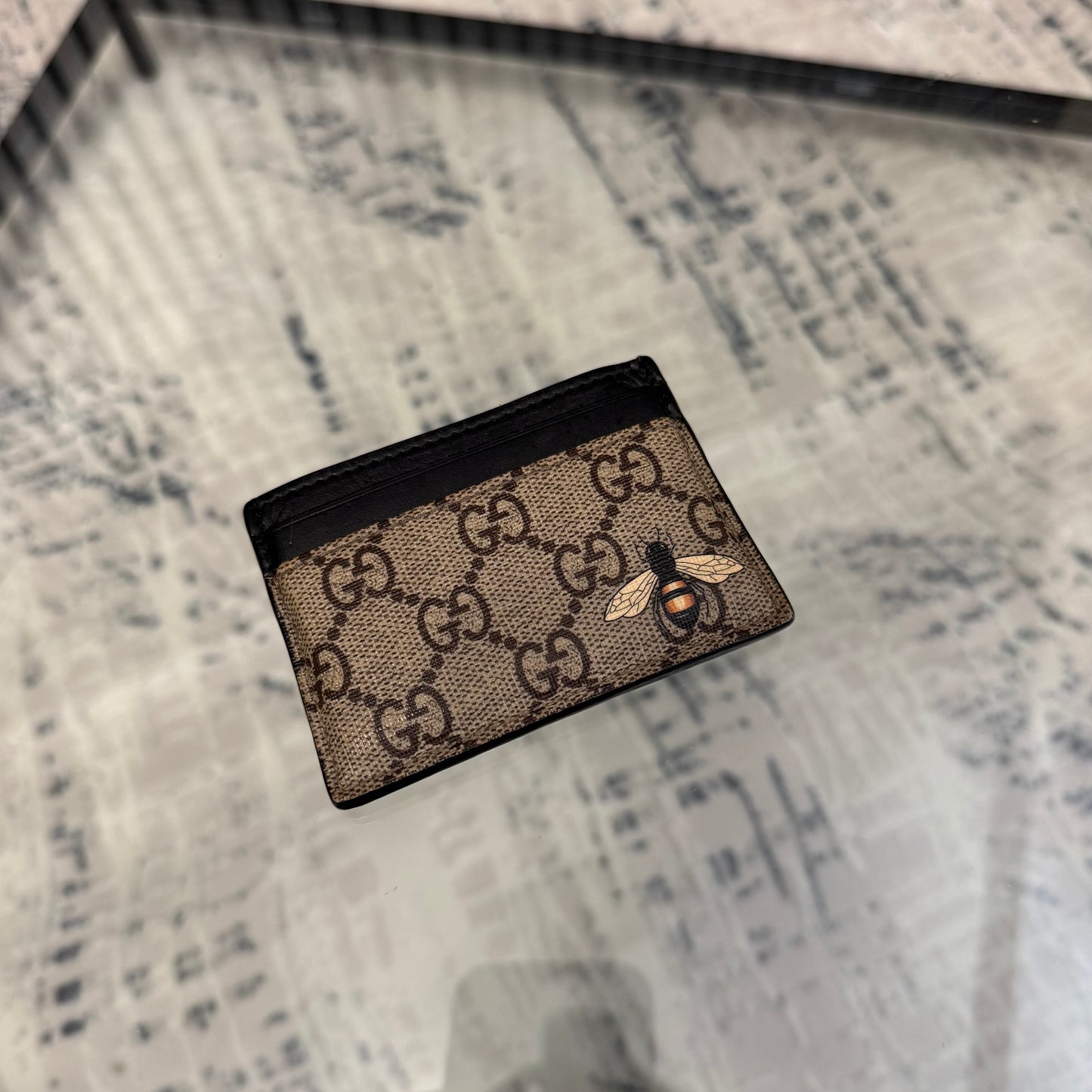 GG Bee Cardholder