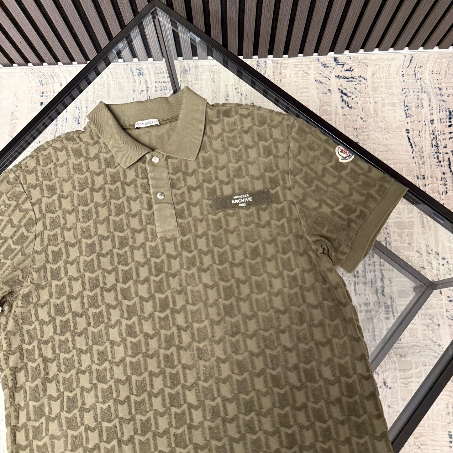 Olive M Logo Polo