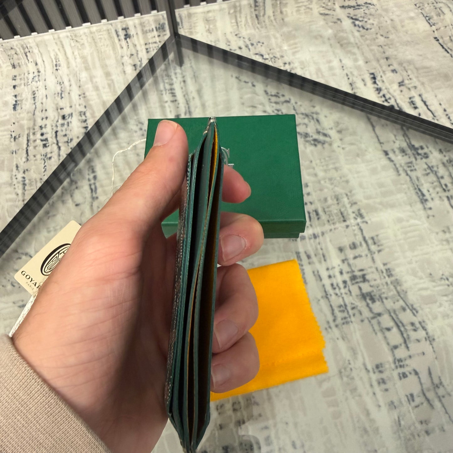 Green Cardholder