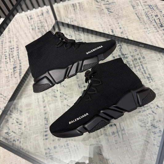 Black Speed Lace Runner