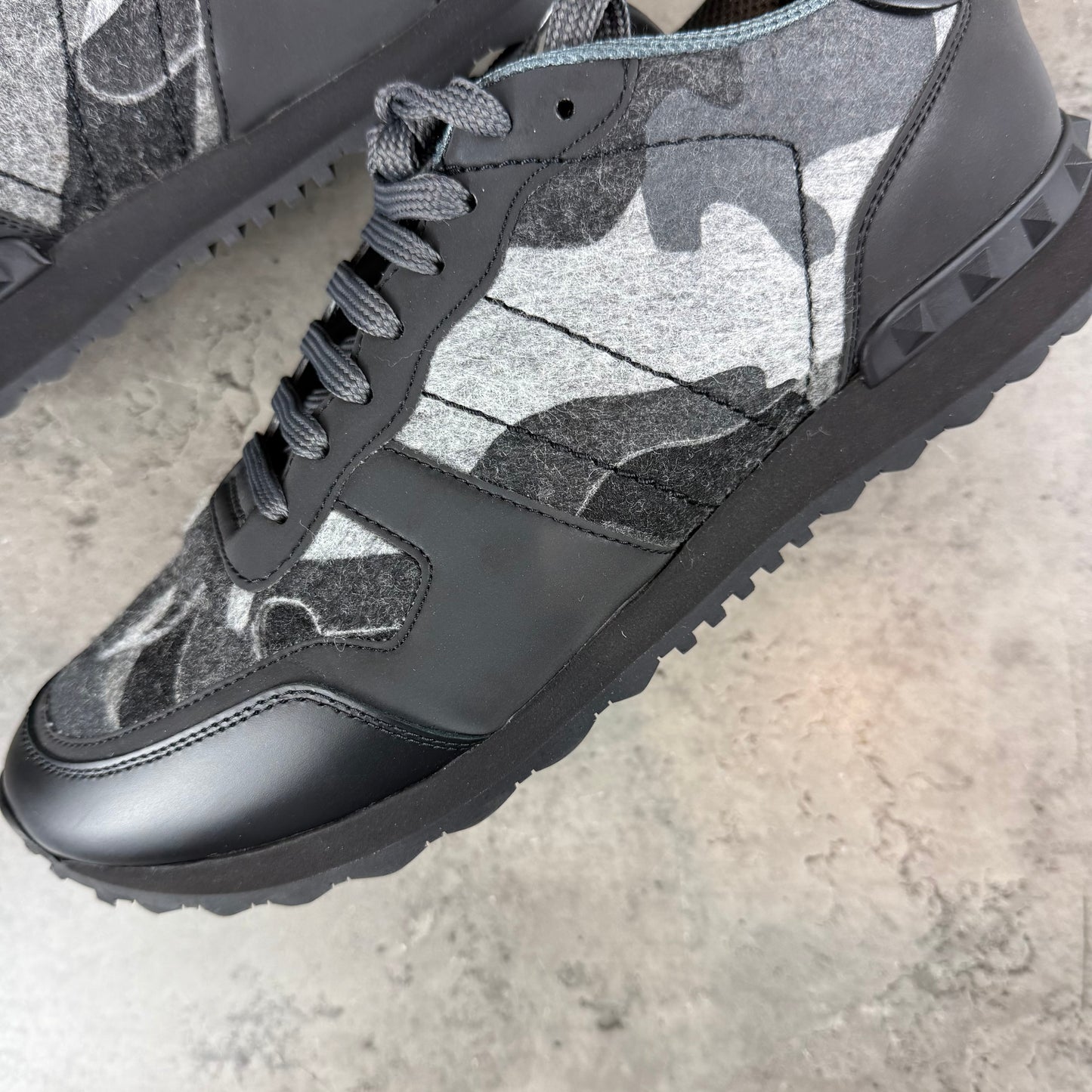 Grey Reflective RockRunner