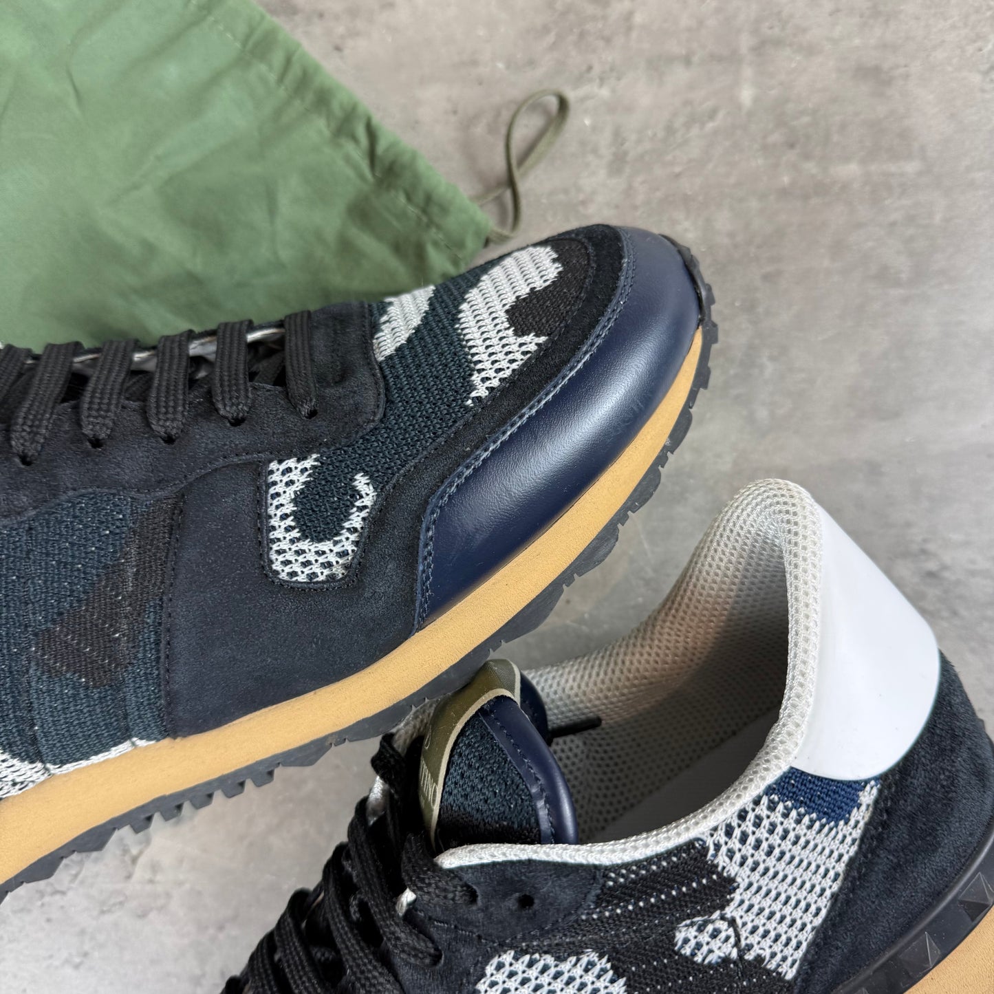 Navy Mesh RockRunner