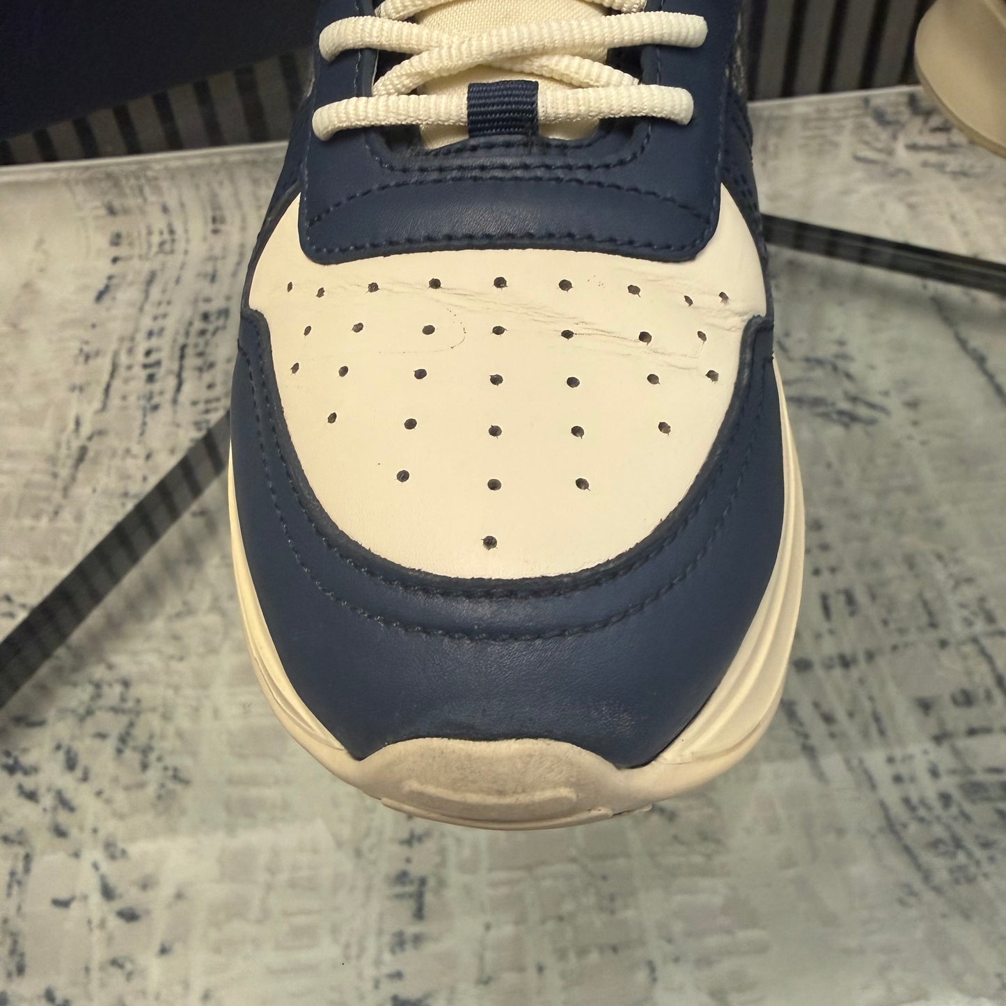 Navy/White B25