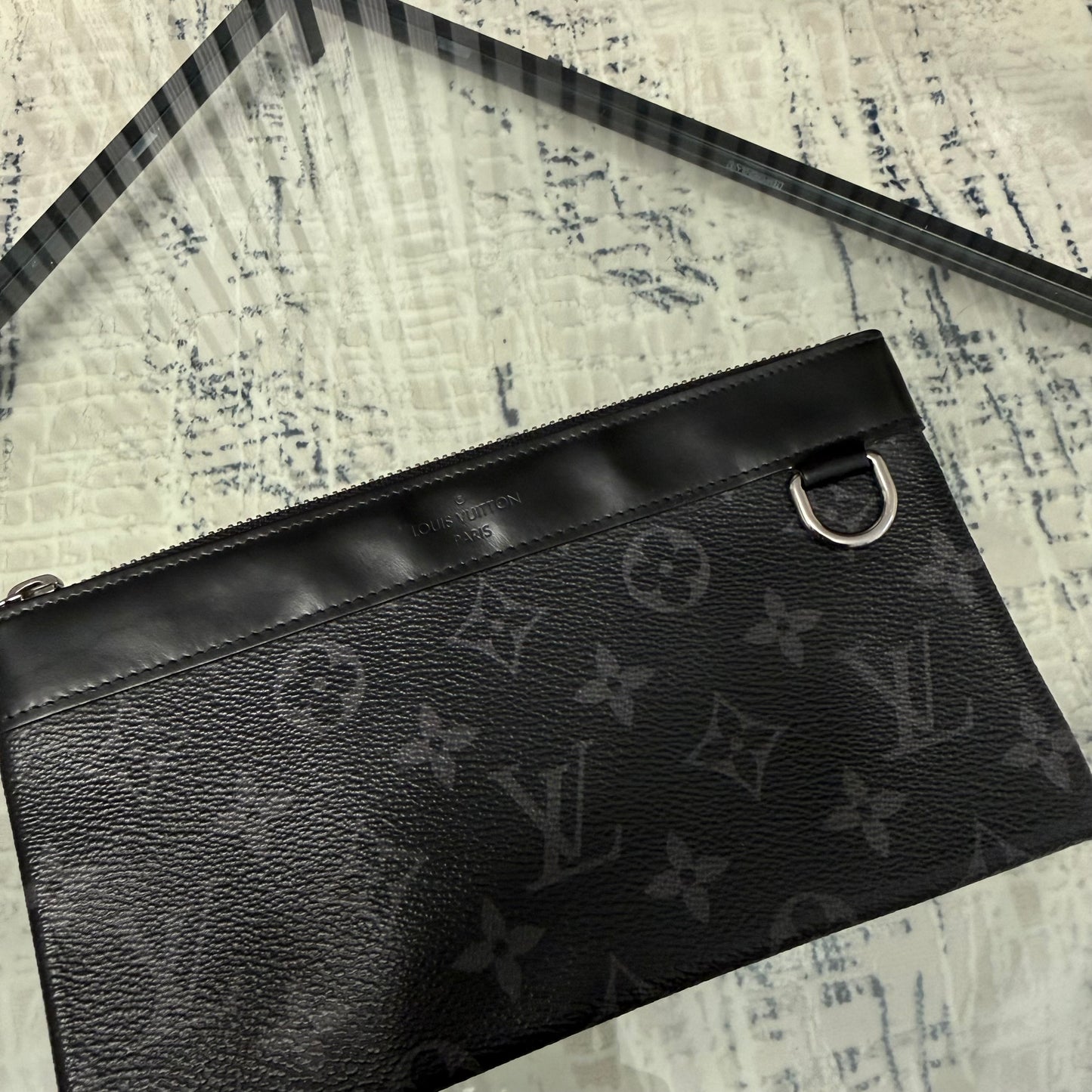 Discovery Pochette