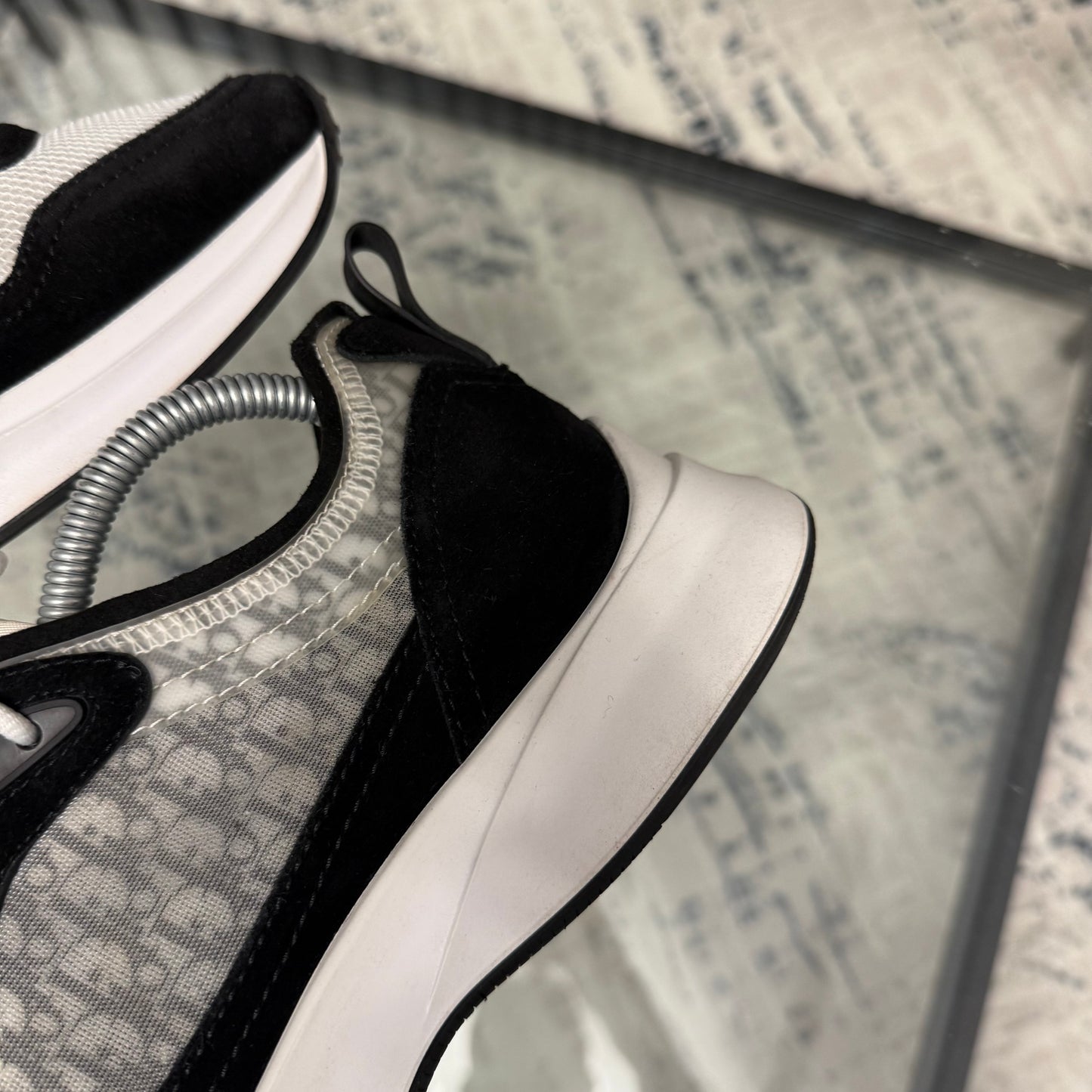 Suede B25