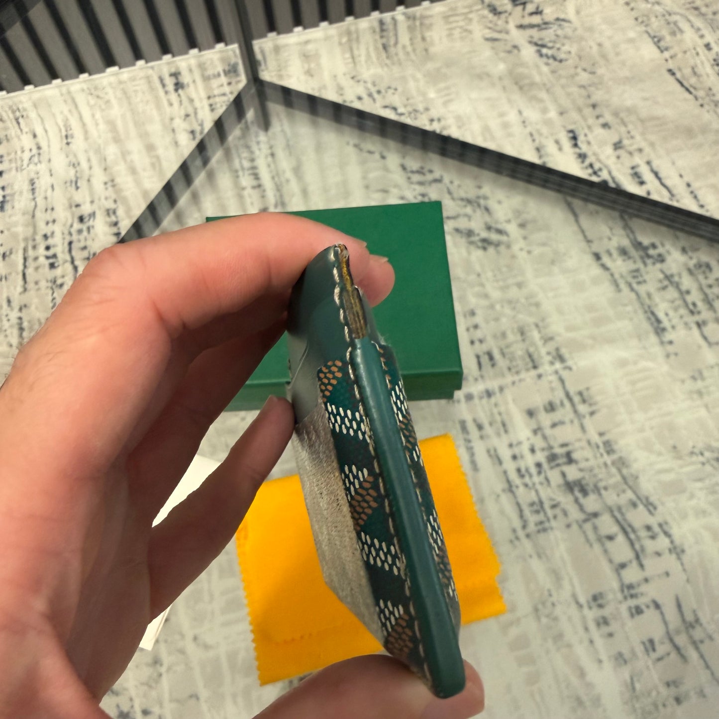 Green Cardholder
