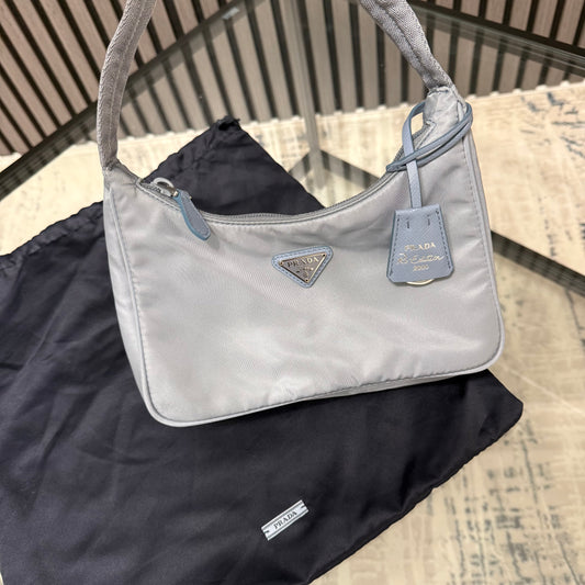 Re-Edition 2000 Women’s Bag