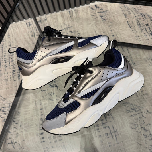 Silver/Navy B22
