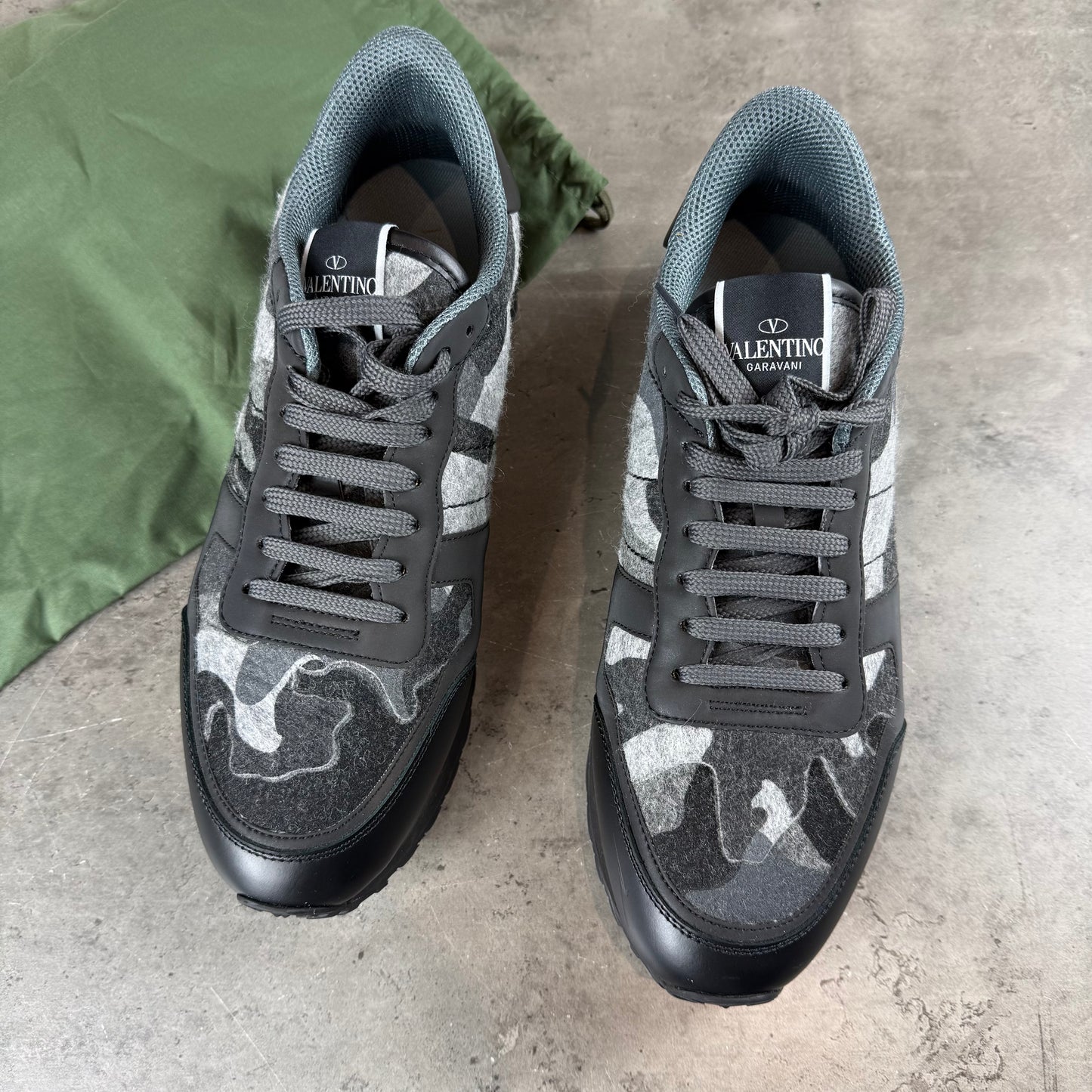 Grey Reflective RockRunner