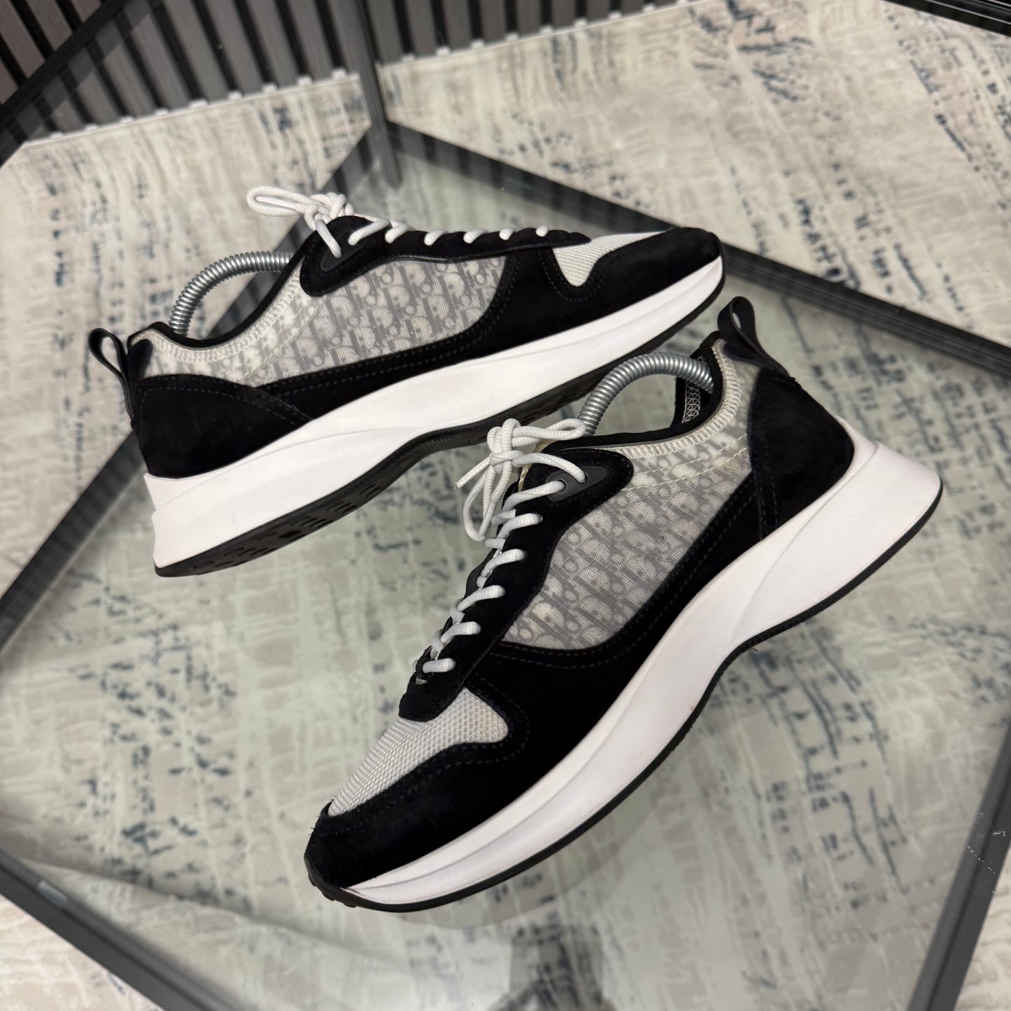 Suede B25