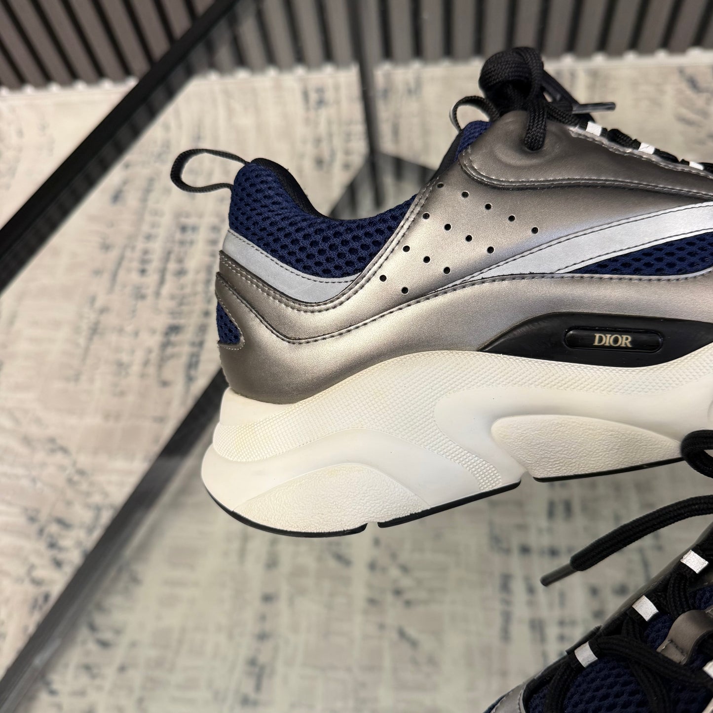 Silver/Navy B22