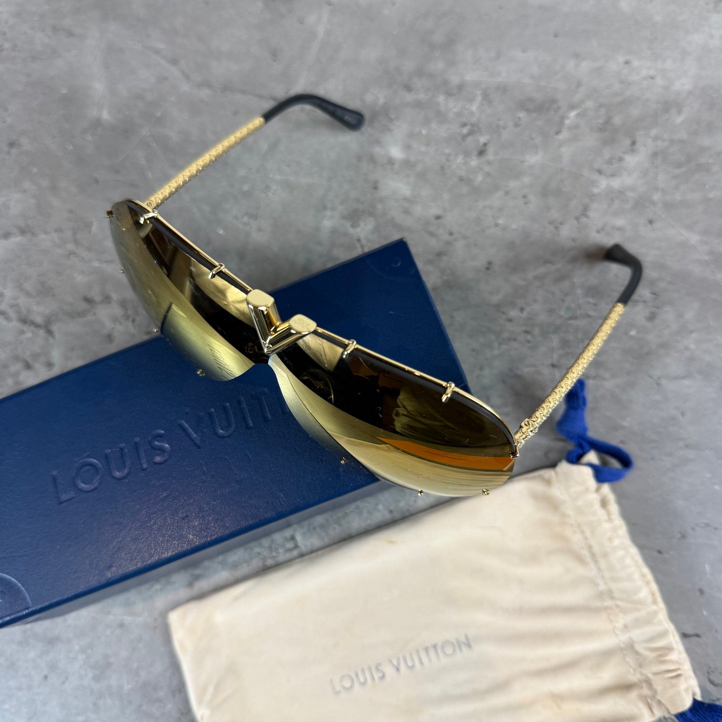 Gold Drive Sunglasses