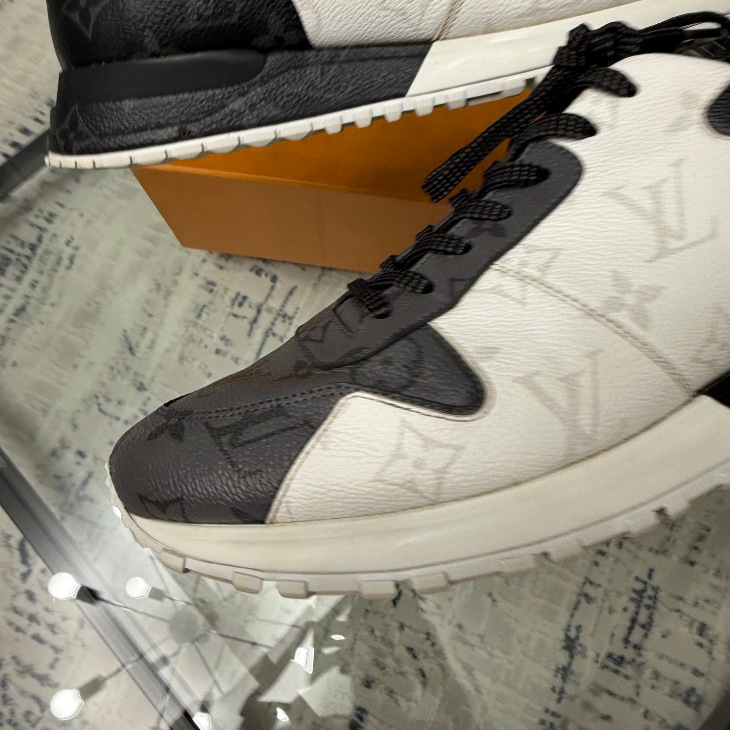 Multi Runaway Sneaker