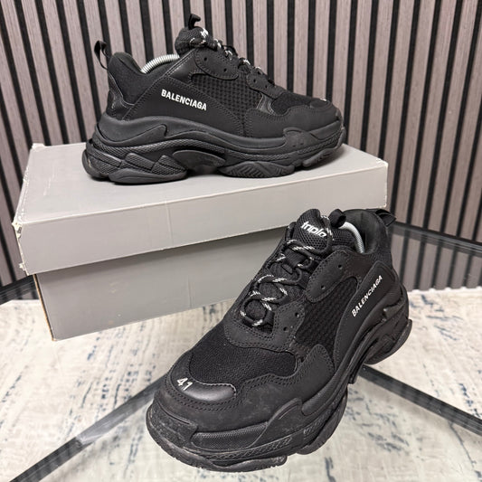 Triple S Sneaker
