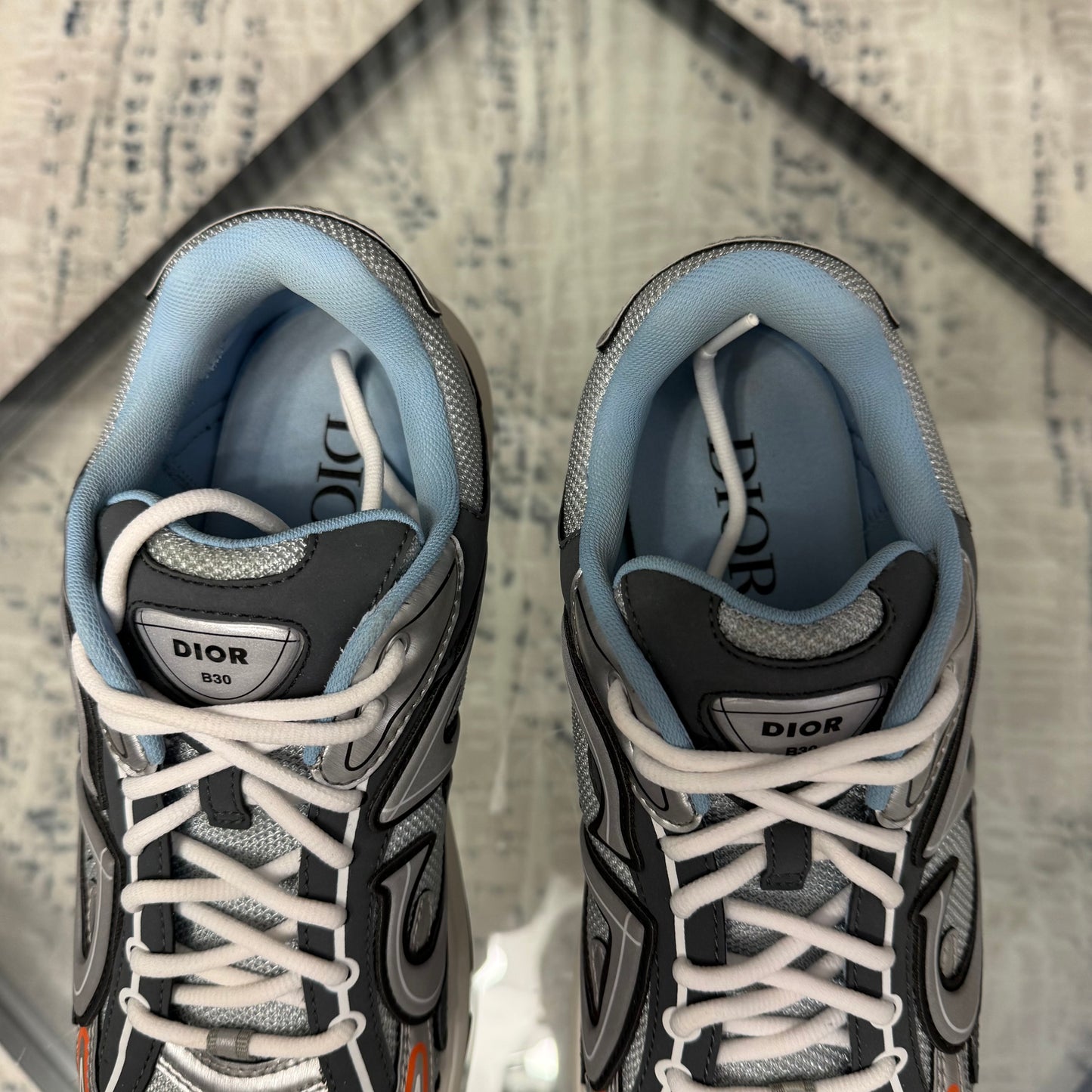Silver/Blue B30