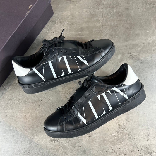 VLTN Leather Runner