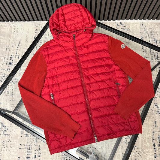 Red Tricot