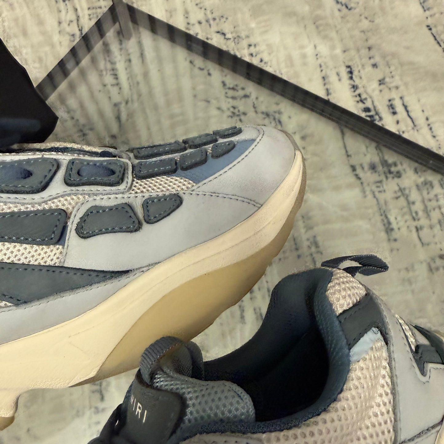 Ami Bone Runners