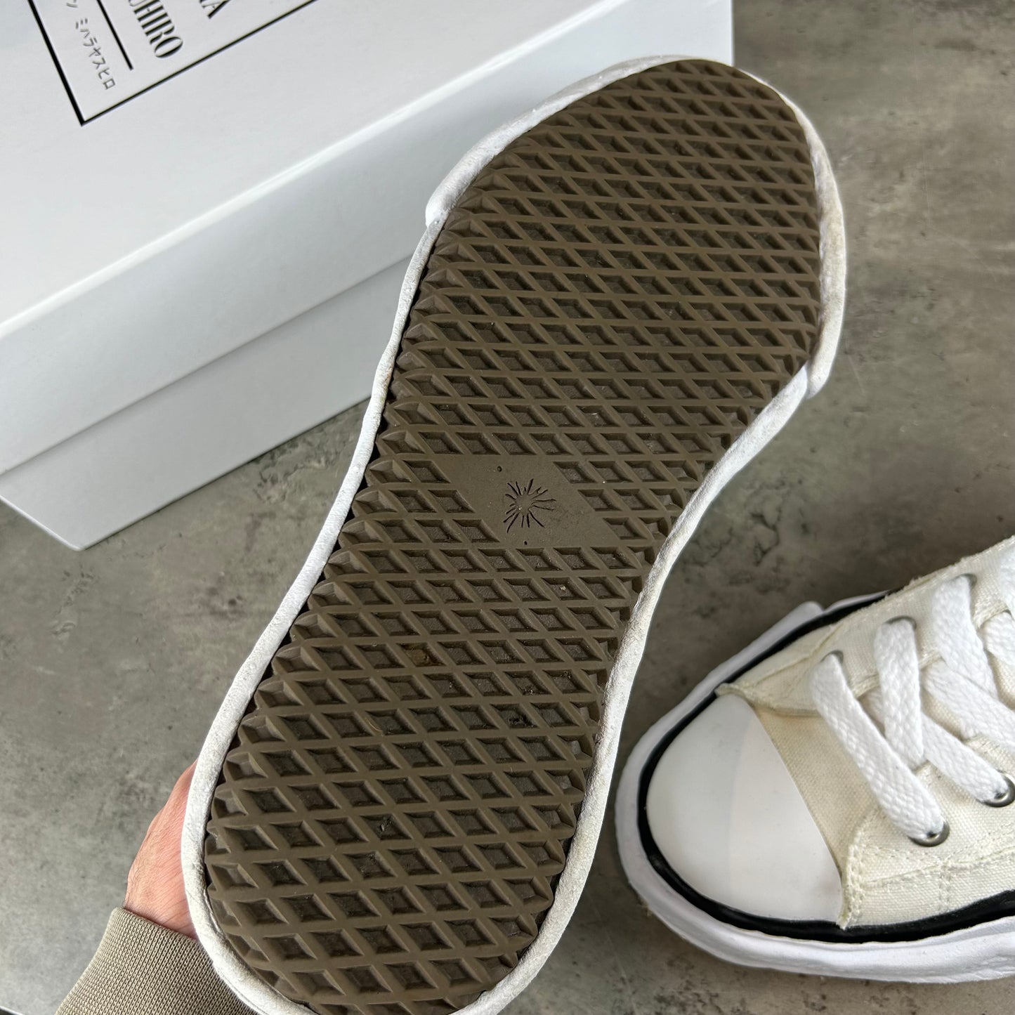 Maison Cream/White Sneaker