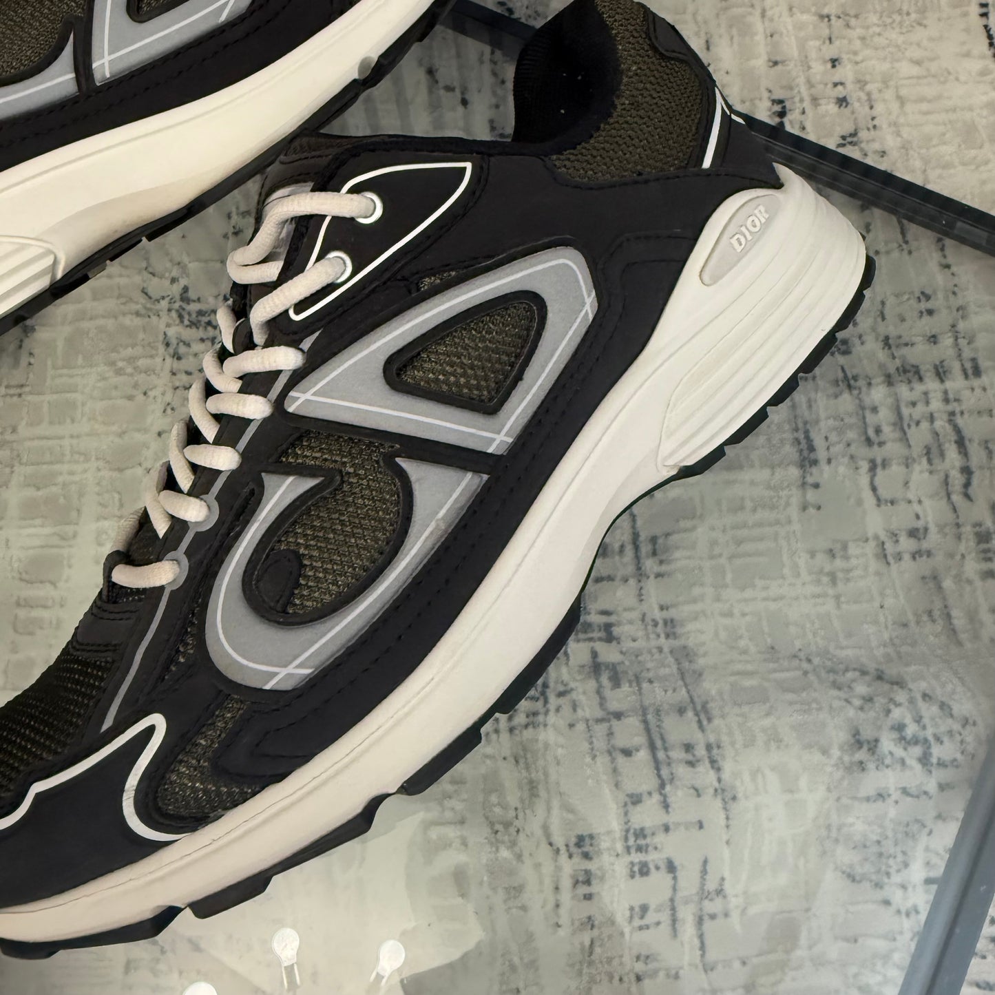 Olive/Dark Grey B30