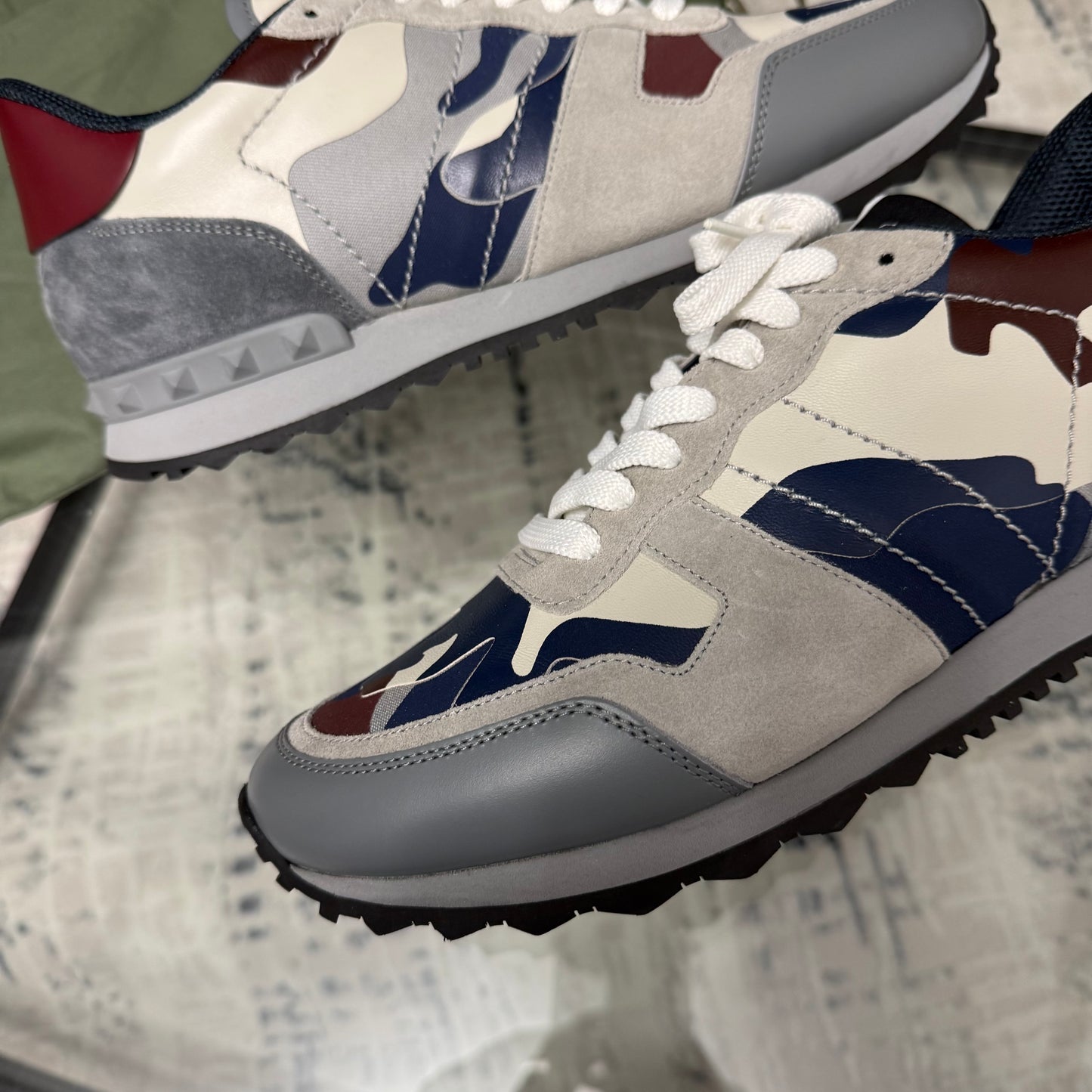 Navy/Grey RockRunner