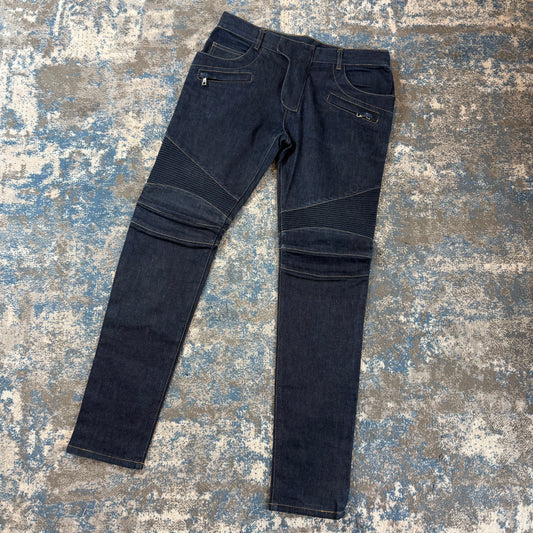 B Logo Jeans