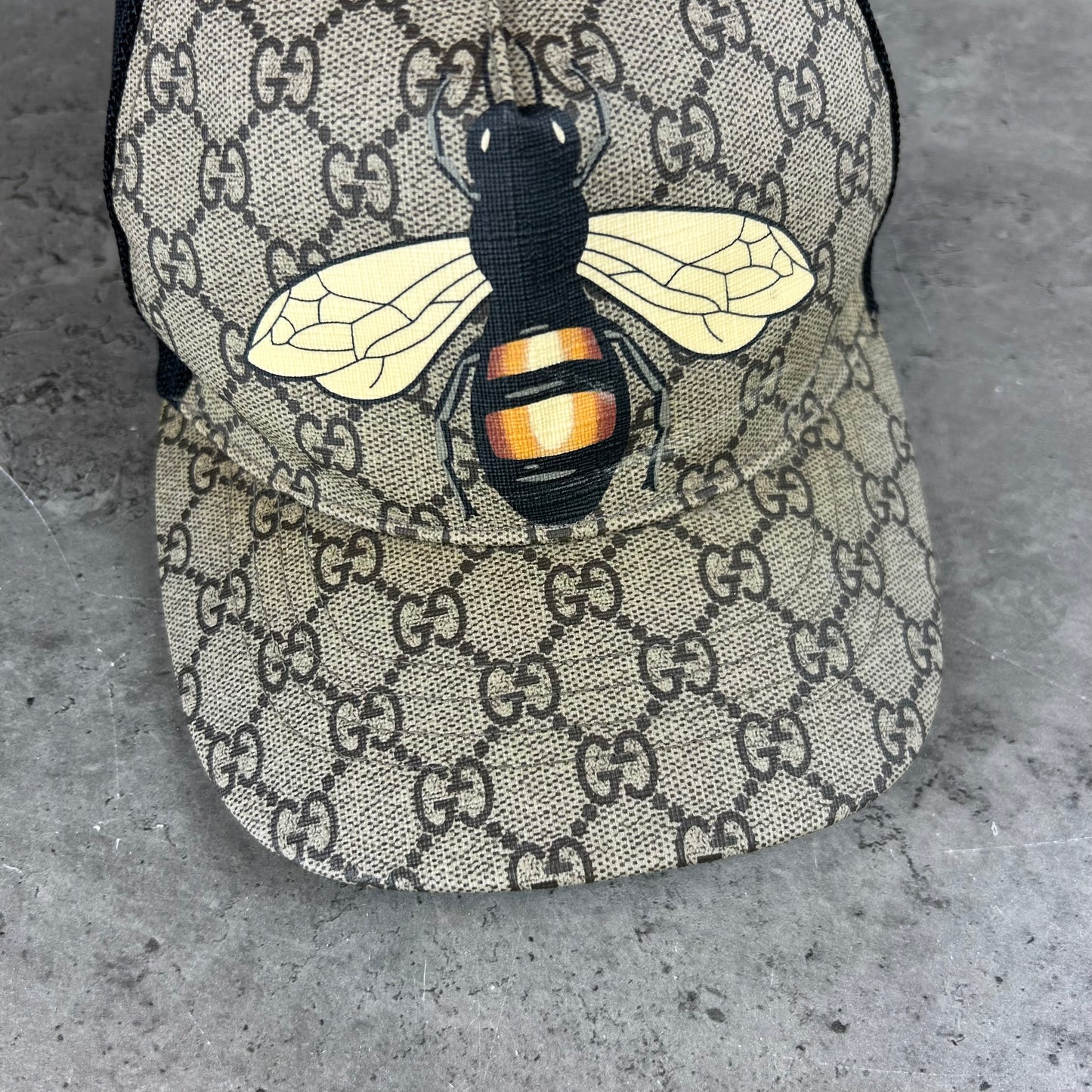 Bee Cap