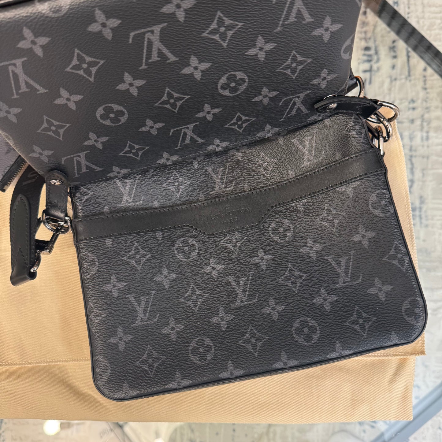 Trio Messenger