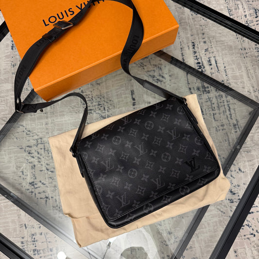 Monogram Eclipse District Messenger