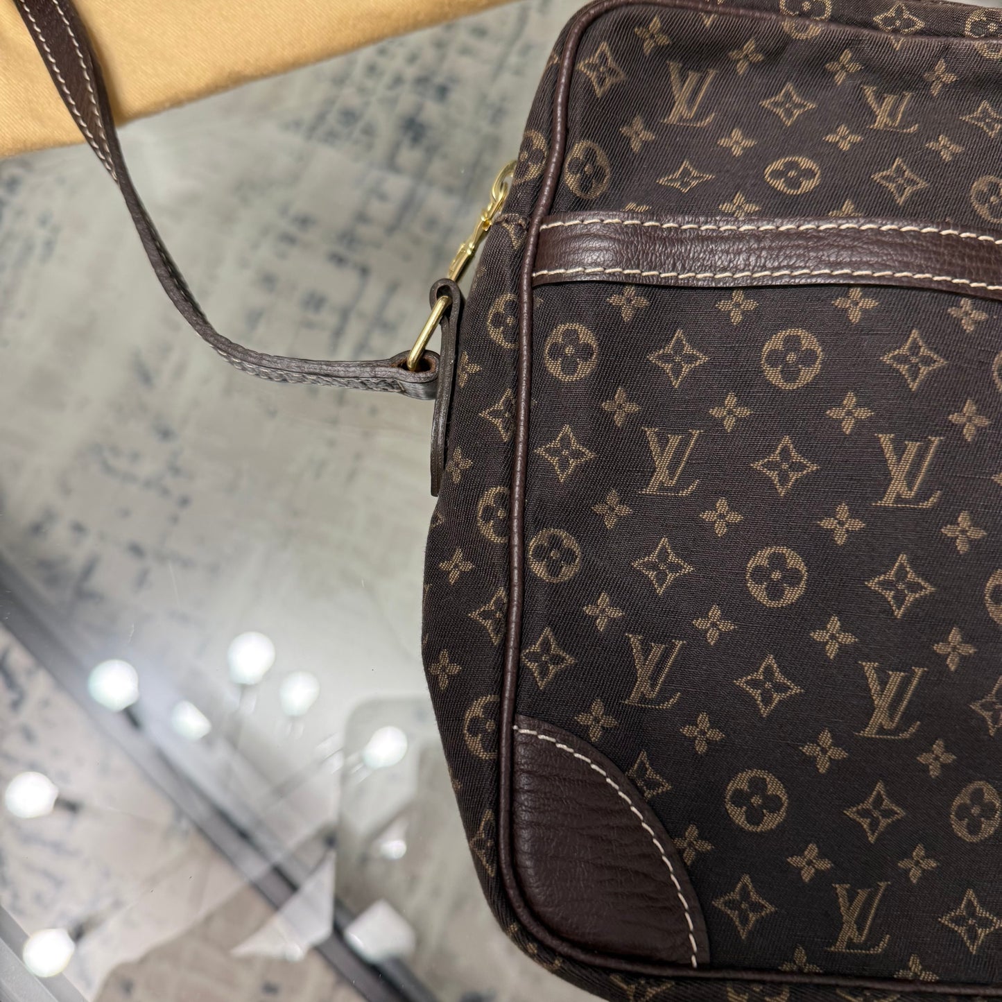 Vintage 2006 Women’s Side Bag