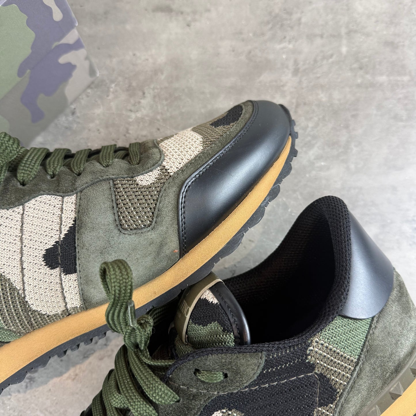 Olive Mesh RockRunner