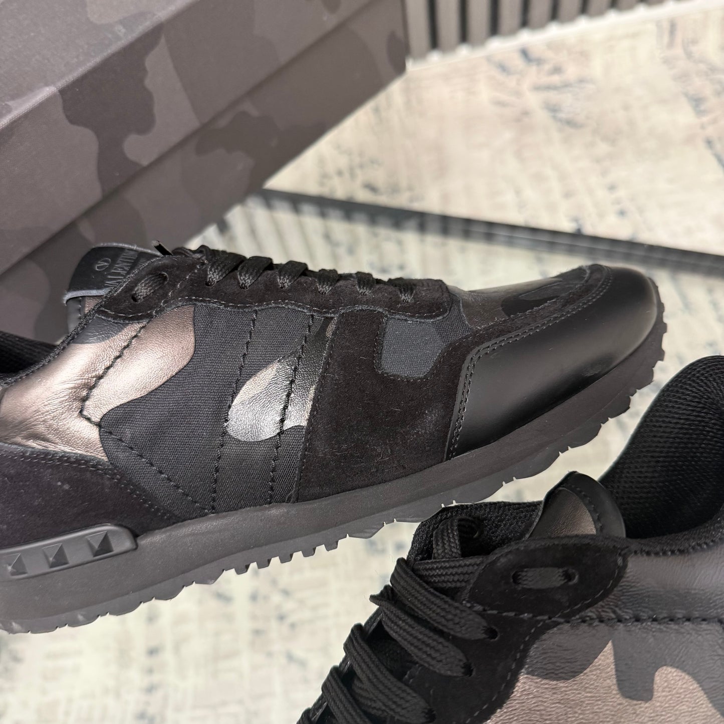Black RockRunner